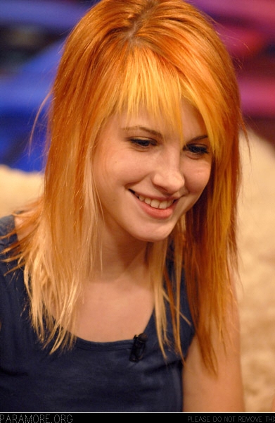hayley williams red hair decode. HAYLEY WILLIAMS PARAMORE